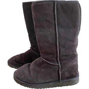 UGG Classic Tall Brown Boots Womens size US Size 10